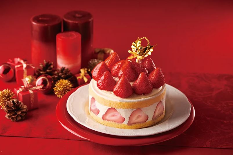 不二家「あまおう苺たっぷりの贅沢クリスマスショートケーキ」