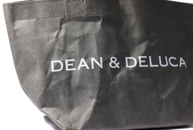 ディーンデルーカ福袋2023予約開始 “DEAN & DELUCA”ロゴ入りペーパー