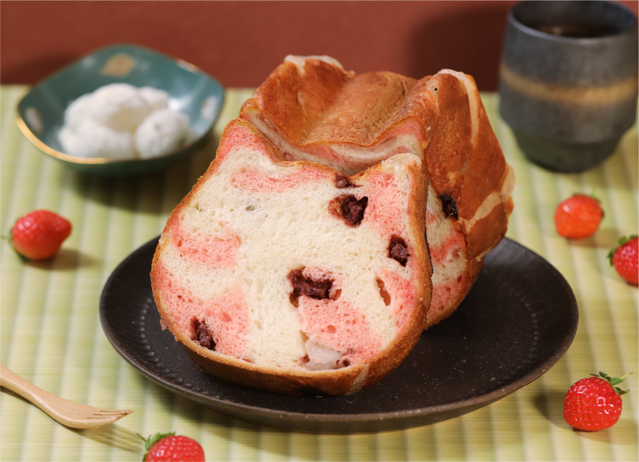 オールハーツモール福袋(大･小)「ねこねこ食パン もちもちイチゴ」