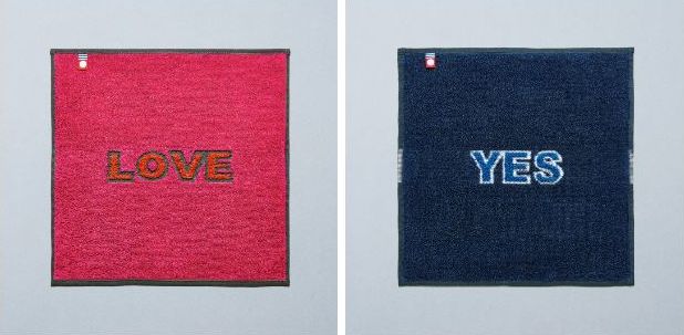 ファミリーマート「コンビニエンスウェア」今治タオルハンカチ「LOVE」「YES」(各税込600円)