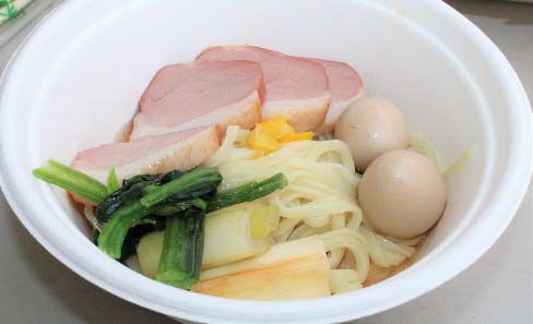 中華麺部門賞1位「柚子香る 鴨の旨味とネギの甘み味わう鴨だしらーめん」(はくばく