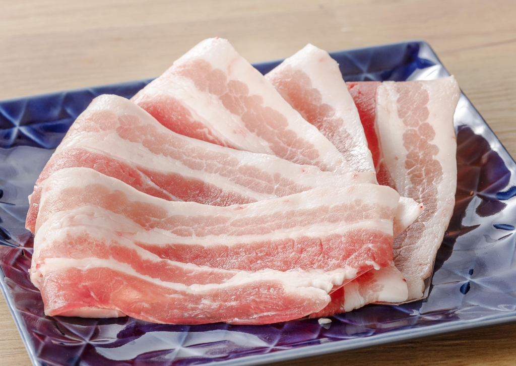 赤から鍋の新具材「北海道産の銘柄豚の豚バラ」