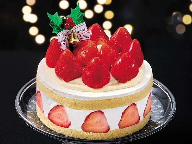 不二家 プレミアムシリーズ「あまおう苺たっぷりの贅沢クリスマスショートケーキ」