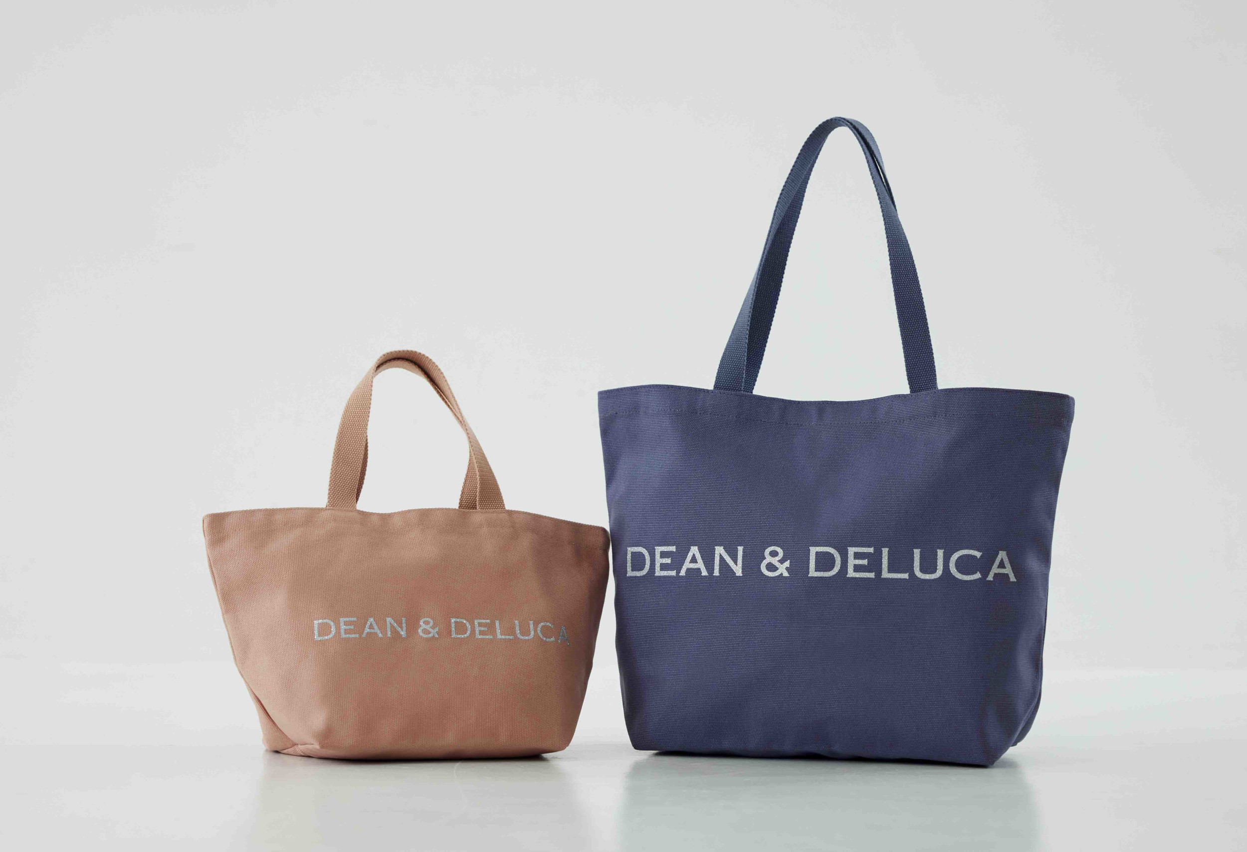 DEAN＆DELUCAトートバッグ コーラルピンク ロゴシルバーラメ Ｌサイズ③-