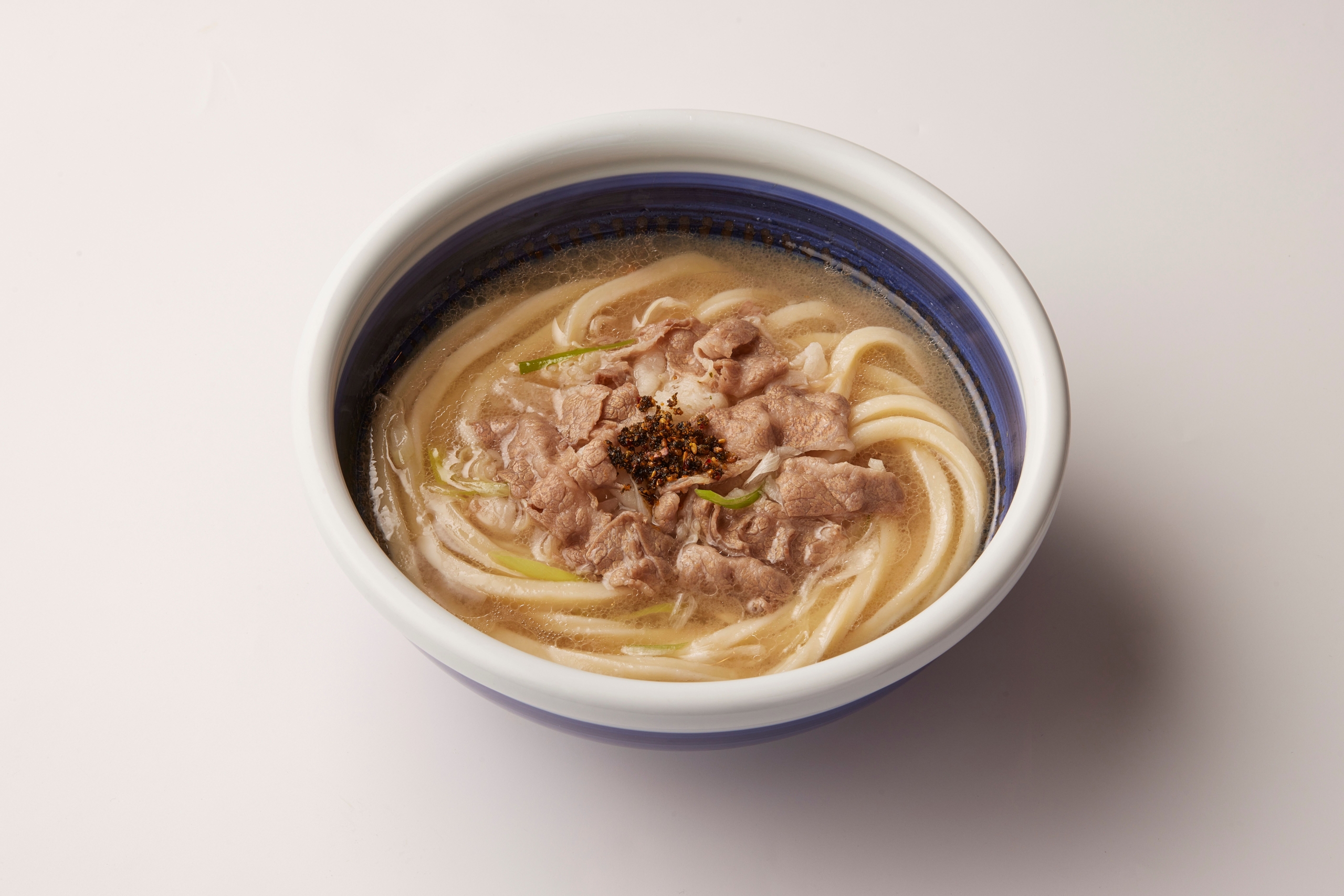 丸亀製麺「生七味香る 神戸牛旨だしうどん」