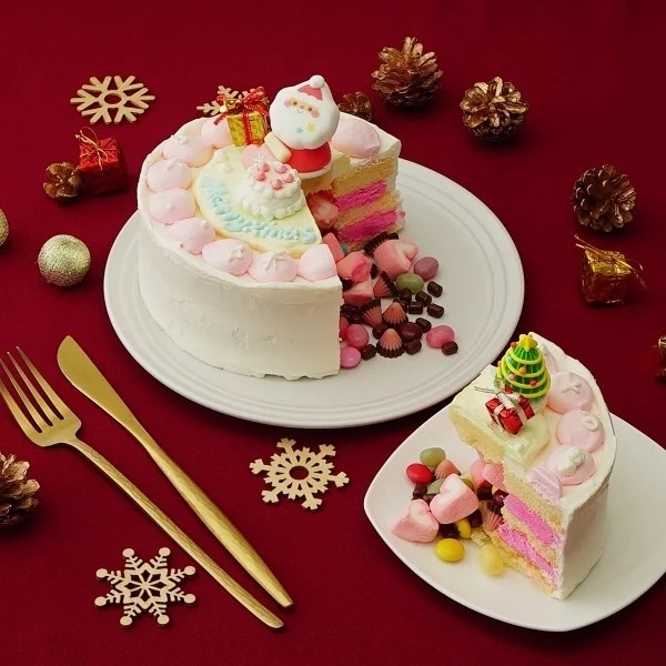 Cake.jp 第6位「中からお菓子が飛び出す!サンタのプレゼントケーキ」