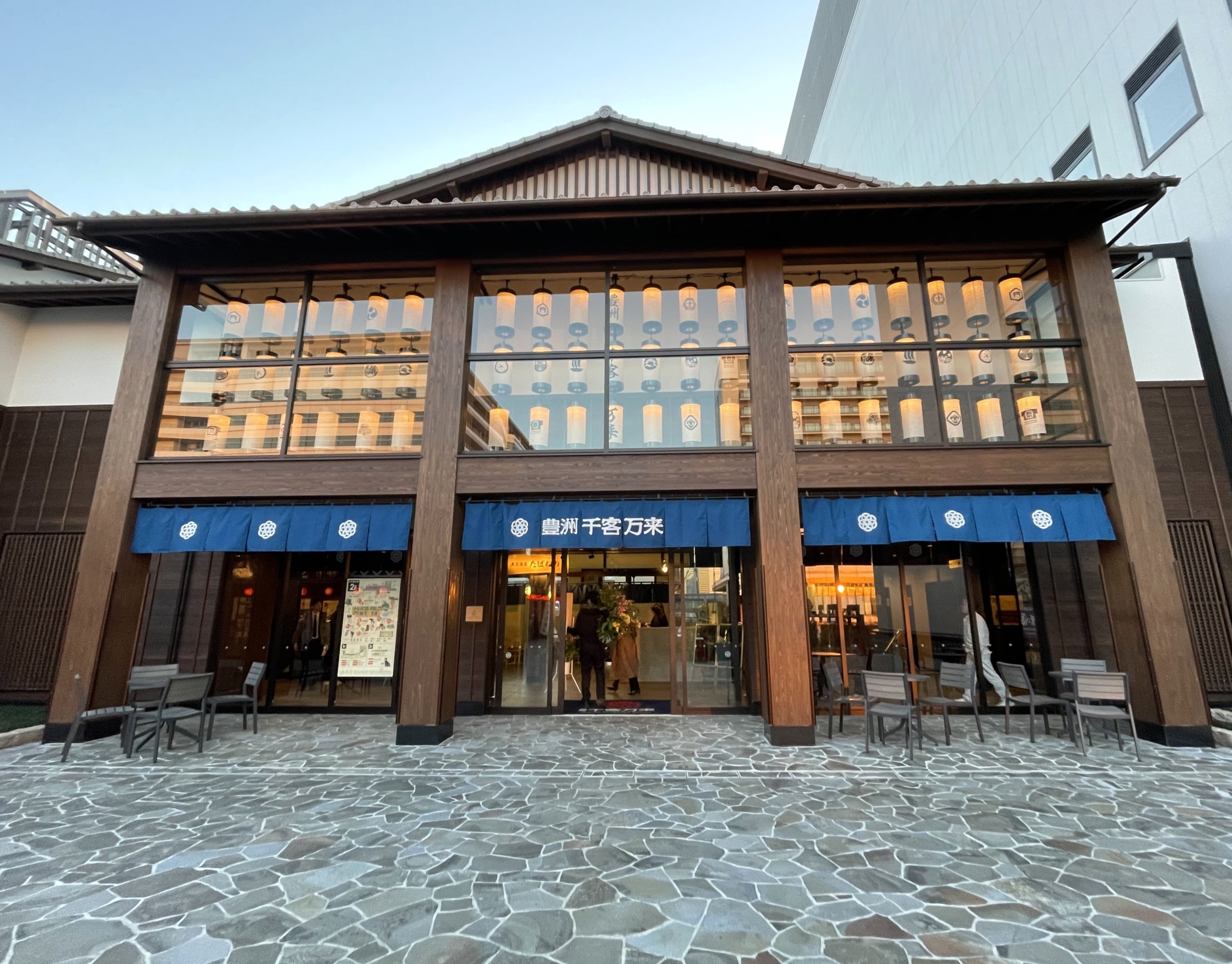 豊洲市場隣接の「千客万来」2月1日オープン、24時間営業の温泉施設&飲食店など65テナント、インバウンドにも期待/万葉倶楽部 | 食品産業新聞 ...