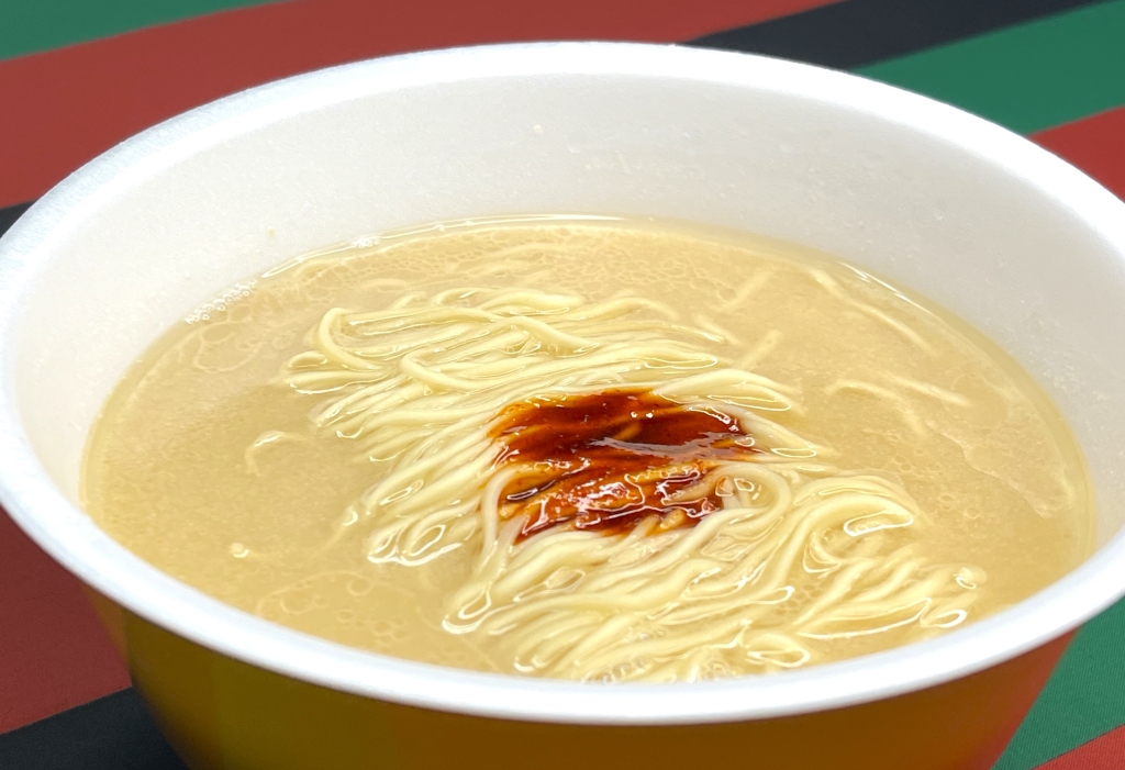 カップ麺「一蘭とんこつ」調理例イメージ