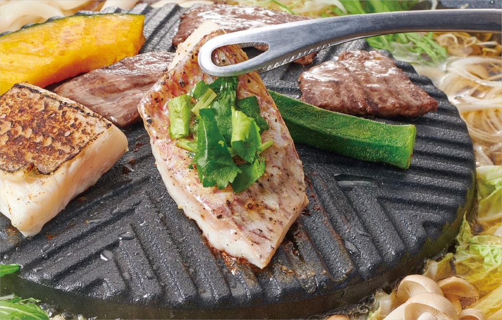和食さと「天然 真鯛のガーリックステーキ」※「さと式焼肉」限定メニュー