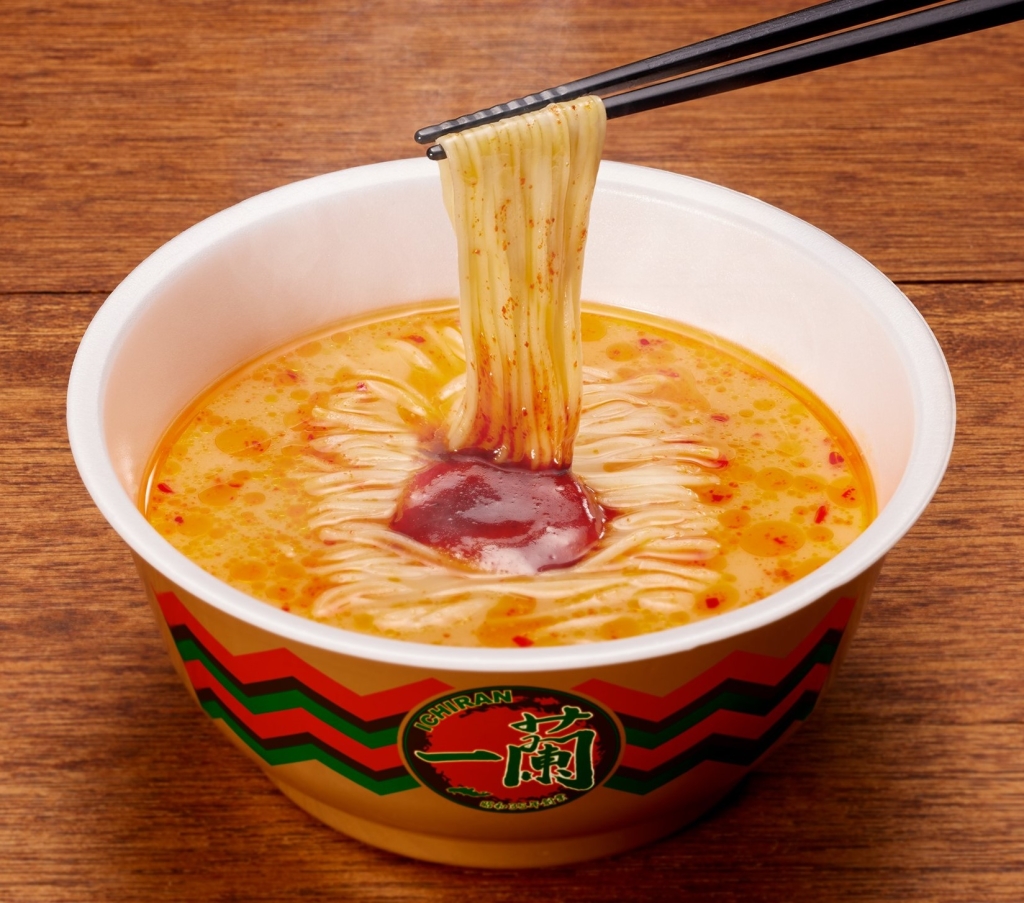 カップ麺「一蘭とんこつ炎」イメージ