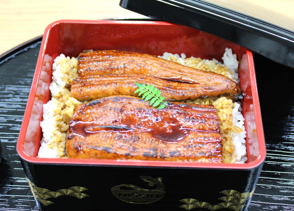 3食セット 日清 謎うなぎ プラントベースうなぎ インスタント　うなぎ 日清食品が「日清謎うなぎ丼」を2025年7月14日に発売 | Food