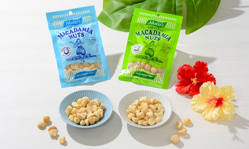 ナチュラルローソン「フラ印 マカダミアナッツ カイソルト味/サワークリーム風味」