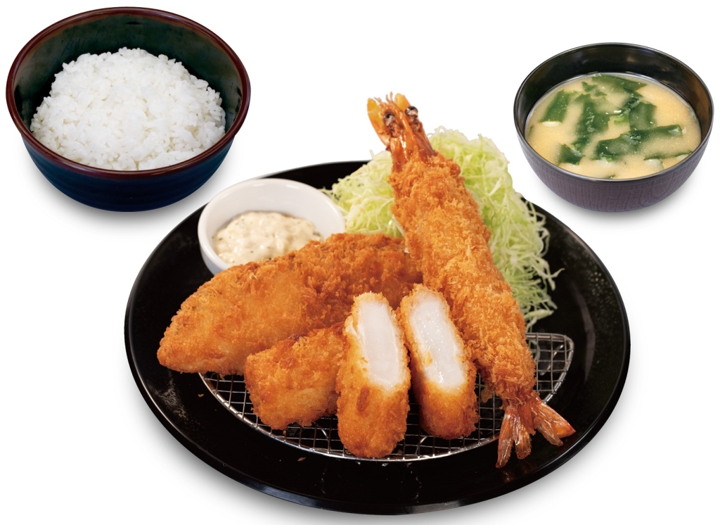 松のや「海鮮盛り合わせ定食(イカ・白身・有頭大海老)」