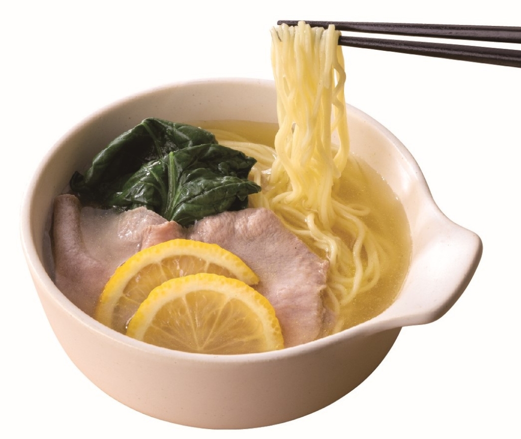 「レモンハーブだし」アレンジ例(冷やしレモンラーメン)