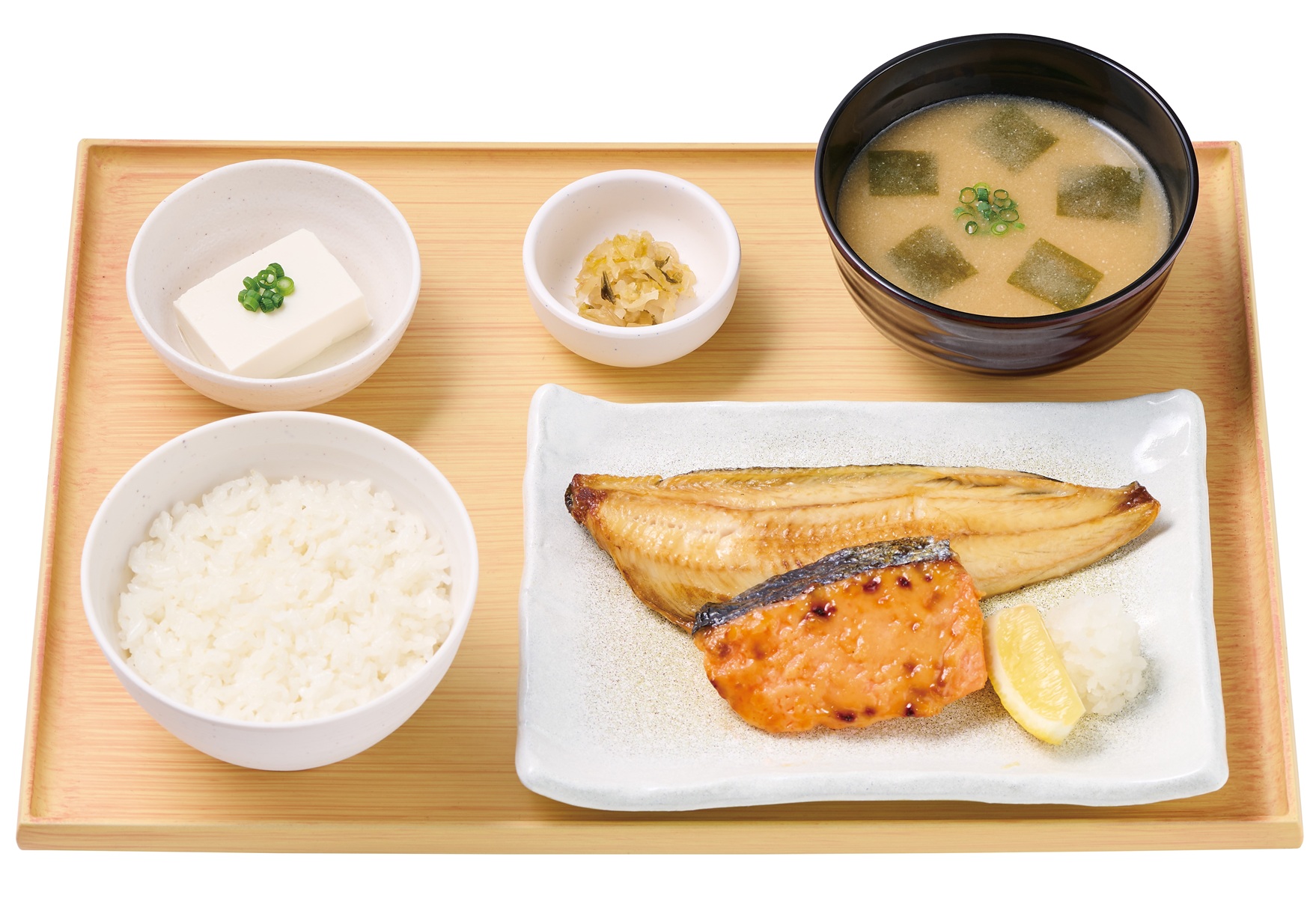 やよい軒「銀鮭の西京焼としまほっけの定食」