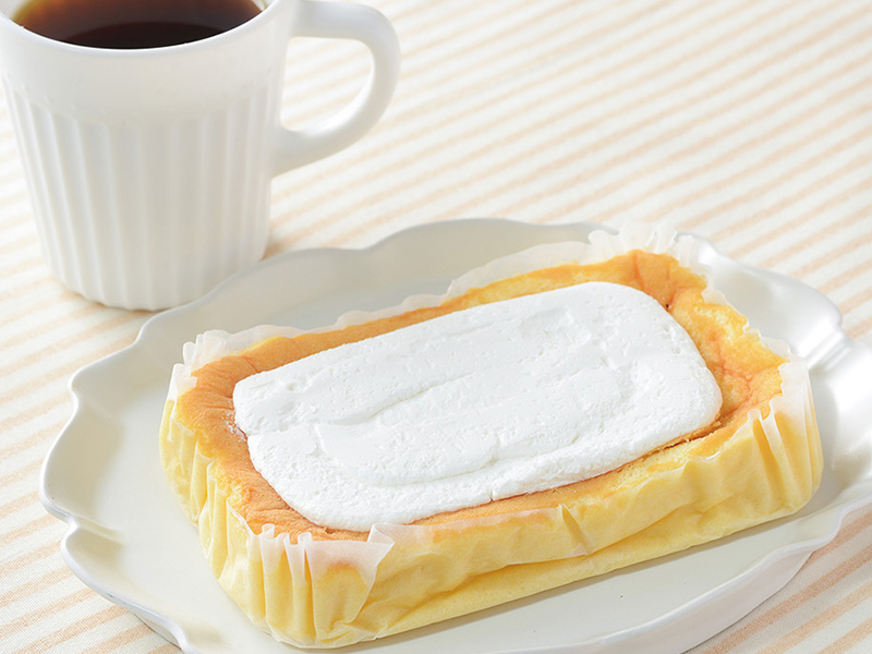 Uchi Cafe盛りすぎ!ふわもち生シフォン