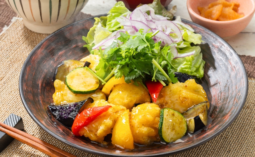 大戸屋「鱧と夏野菜のエスニック甘酢ソース」