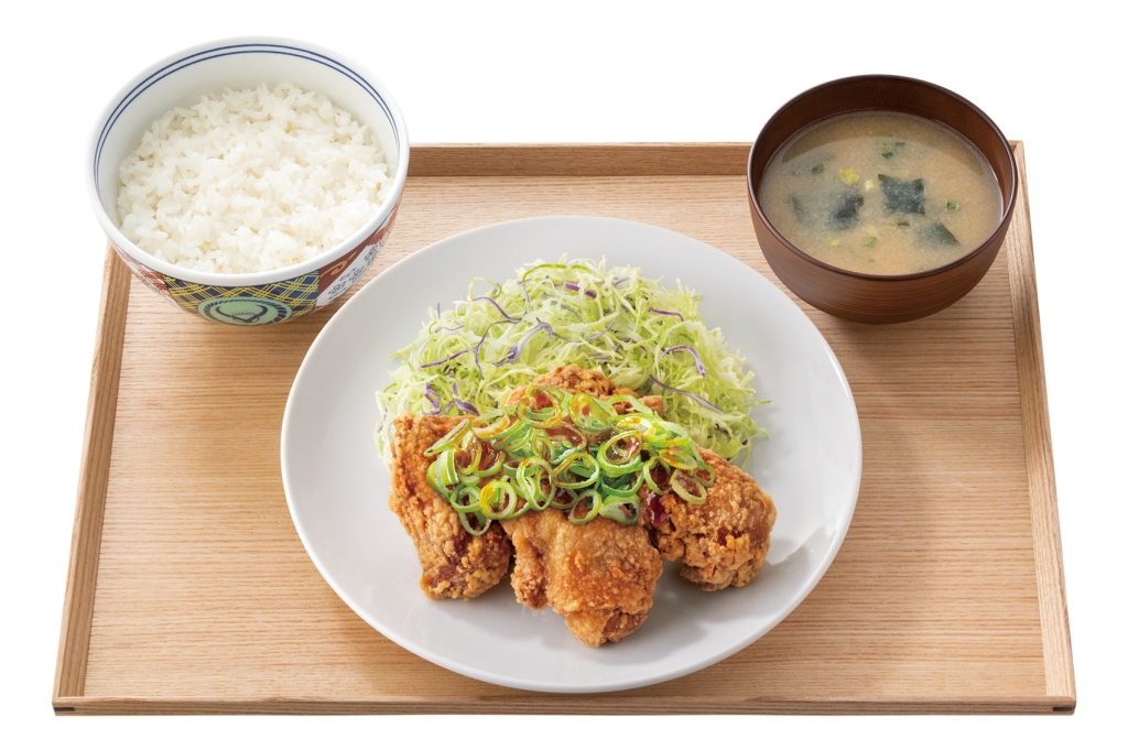 吉野家「ピリ辛青ねぎから揚げ定食」