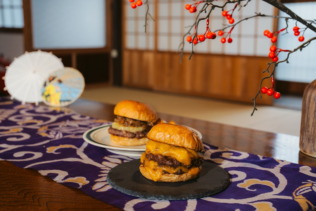 グルメハンバーガーショップ「BRISK STAND(ブリスクスタンド)」が新店舗をグランドオープン