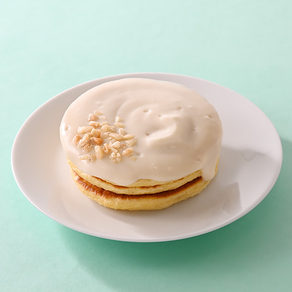 ファミマ「マカダミアナッツソースのパンケーキ」
