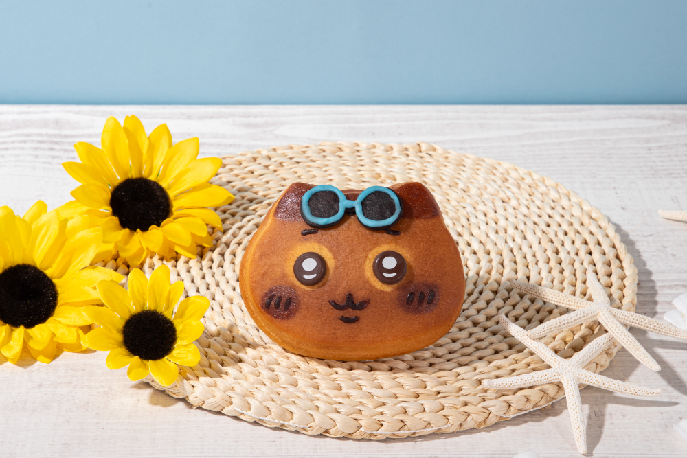 ちいかわベーカリー「ハチワレパン(ひやけしちゃった)」