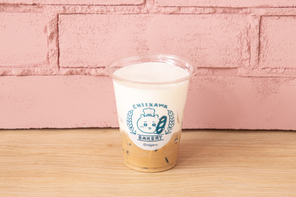 ちいかわベーカリー「アイスカフェラテ」