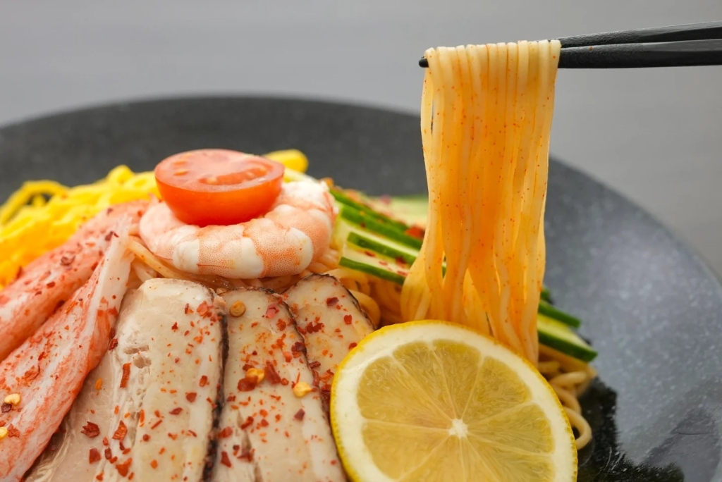 餃子の王将「辛い!冷し中華」