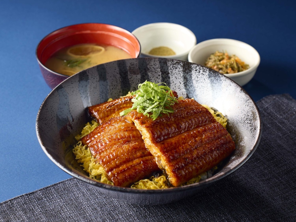 ココス「うなぎ一匹極み丼」
