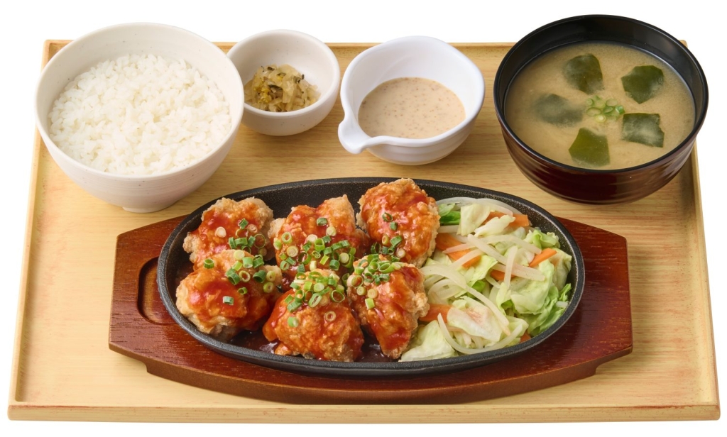やよい軒「鉄板鶏チリ定食(6個)」