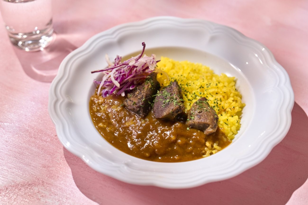 成城石井自家製 赤ワインでじっくり煮込んだ牛タンの欧風カレー