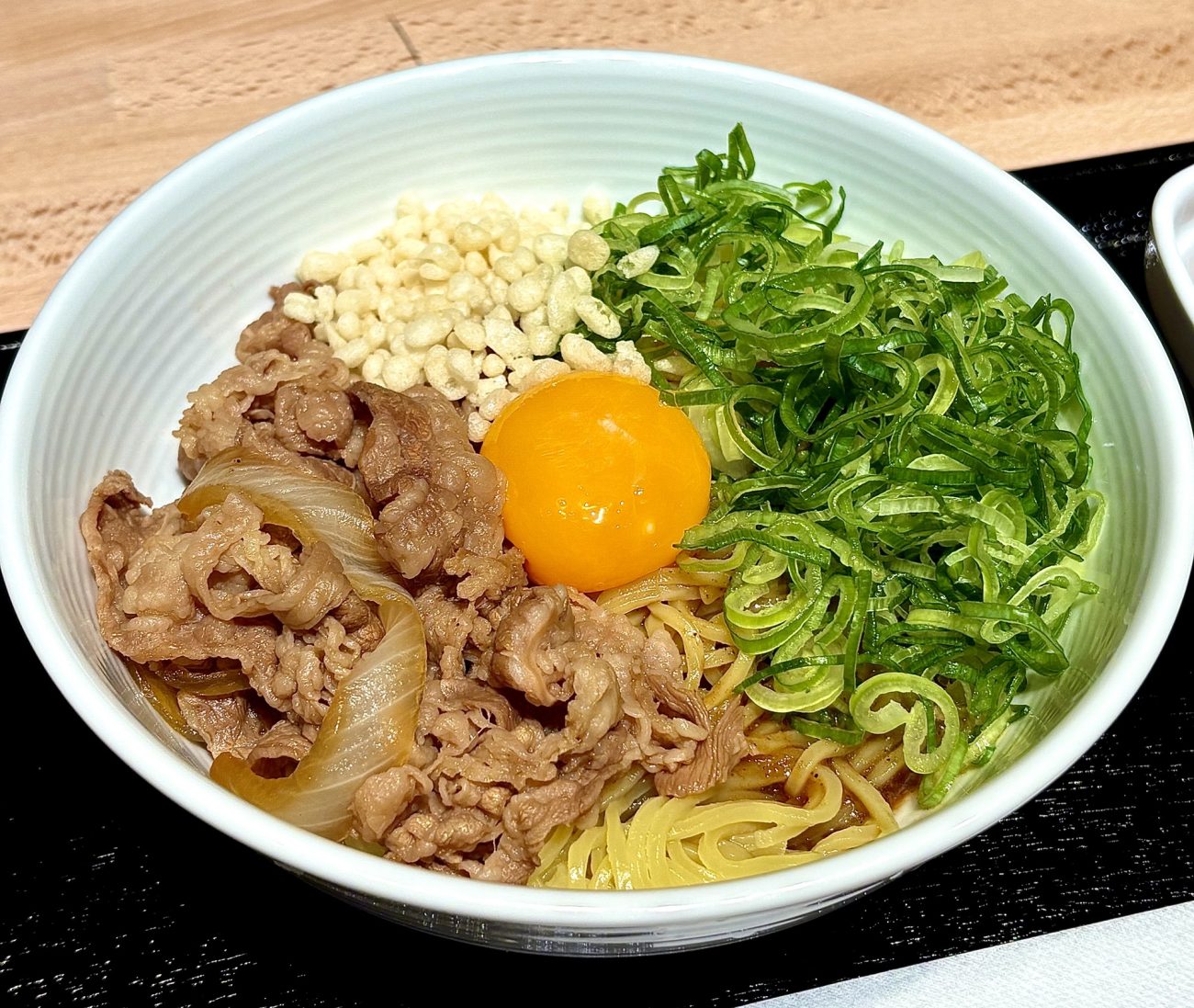 吉野家「牛玉スタミナまぜそば」