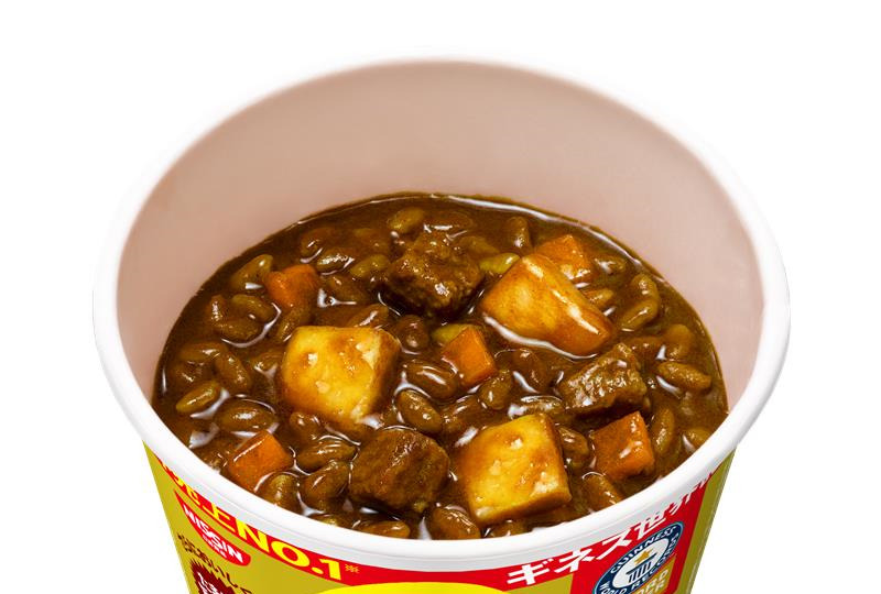 日清食品「日清カレーメシ 欧風ビーフ」調理後の中身(イメージ)