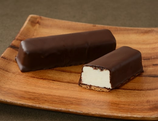ローソン「Uchi Café ご褒美スティックケーキ ショコラとふわとろ生ムース」