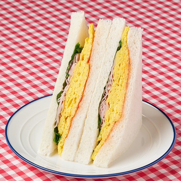 ファミマ「玉子焼&ハムサンド」
