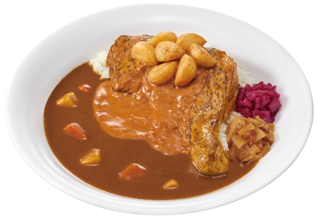 すき家「にんにくバターチキンソースカレー」