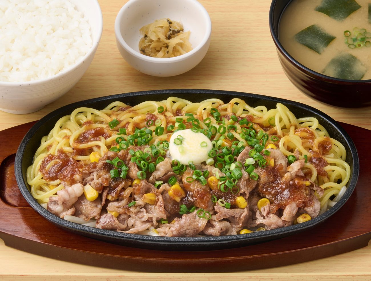 やよい軒「牛バターちゃんぽん焼定食」