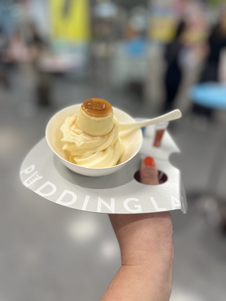 「プリン研究所」（東京都）の100％プリンソフト・プリントッピング」（1180円）