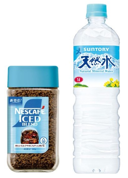 「ネスカフェ アイスブレンド」と「サントリー天然水」1L ペットボトル