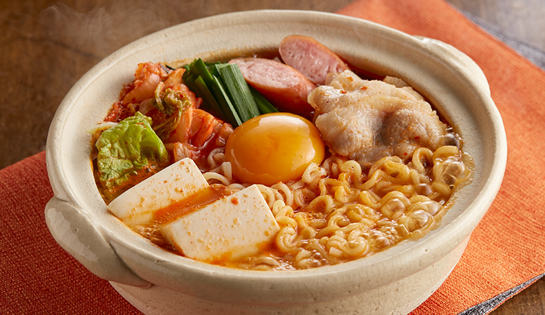 ジョイフル「旨辛スープのキムチチゲ定食」