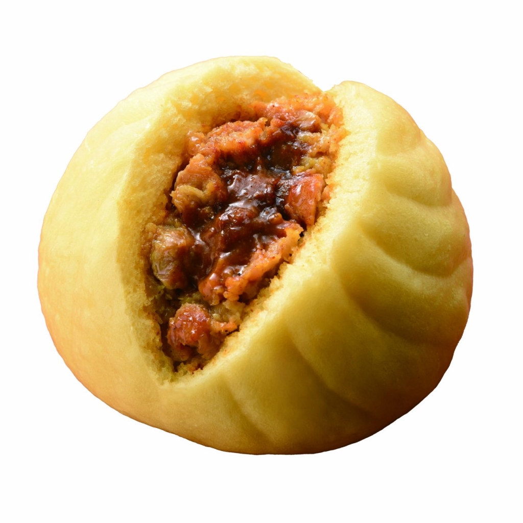 ファミマ「極旨 黒豚まんカレー」
