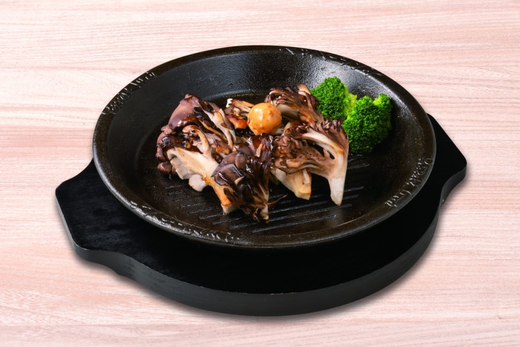 ペッパーランチ「茸士(きのこし)厳選 黒舞茸ステーキ」