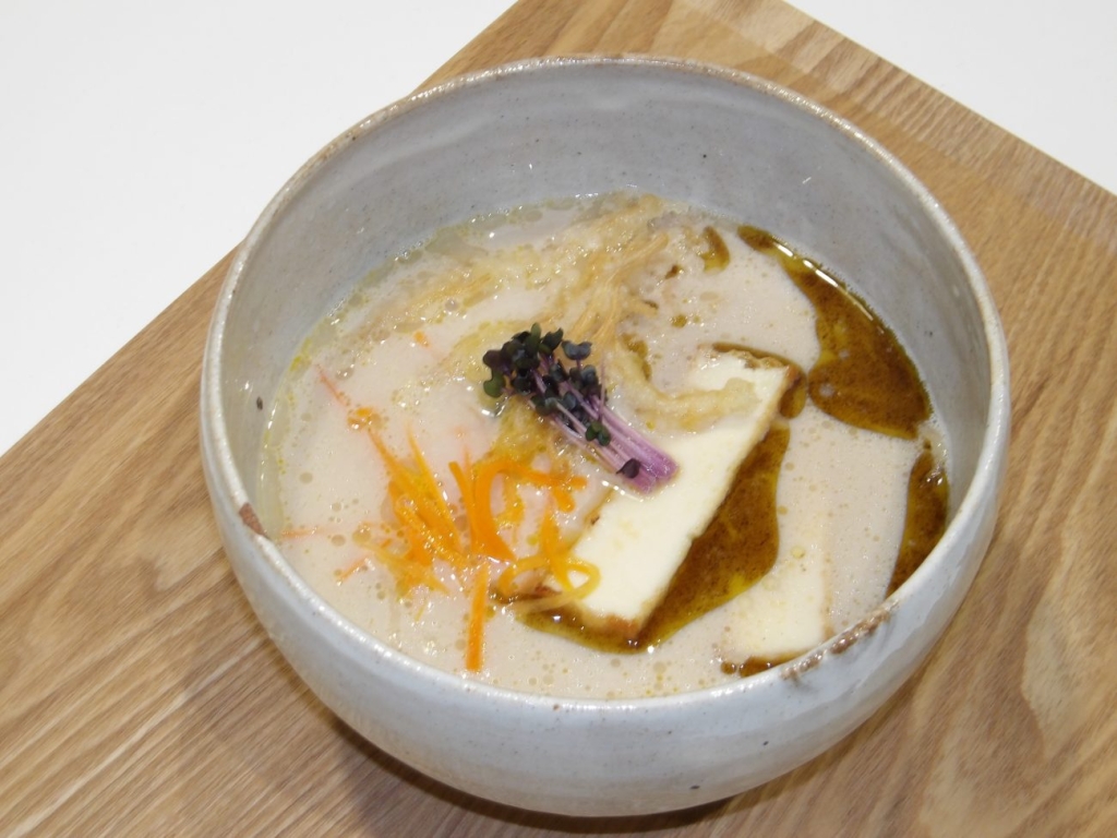 一風堂が海外で提供するプラントベースラーメン
