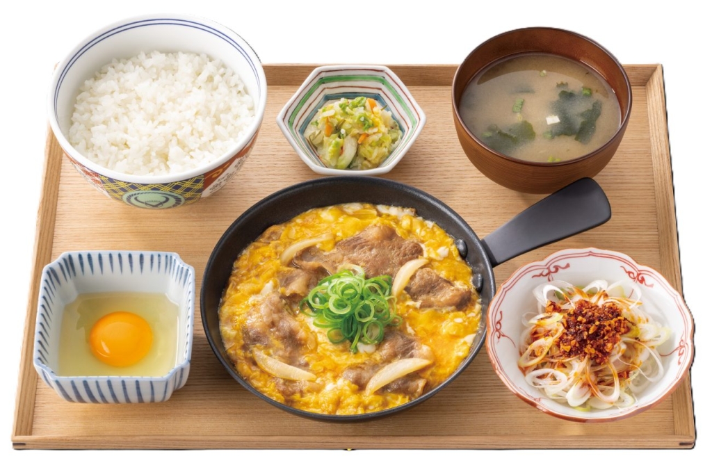 吉野家「ねぎラー油月見牛とじ御膳」