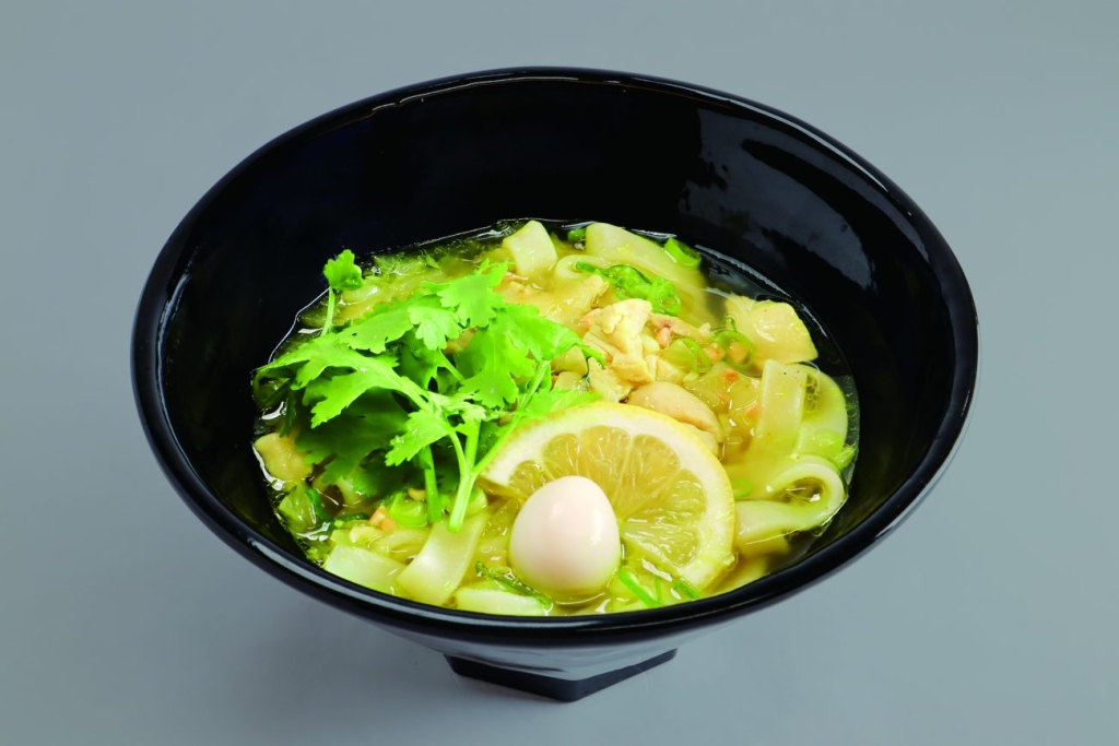 日本人の舌にもなじみやすいようアレンジしたベトナムの郷土料理「ミークアン」