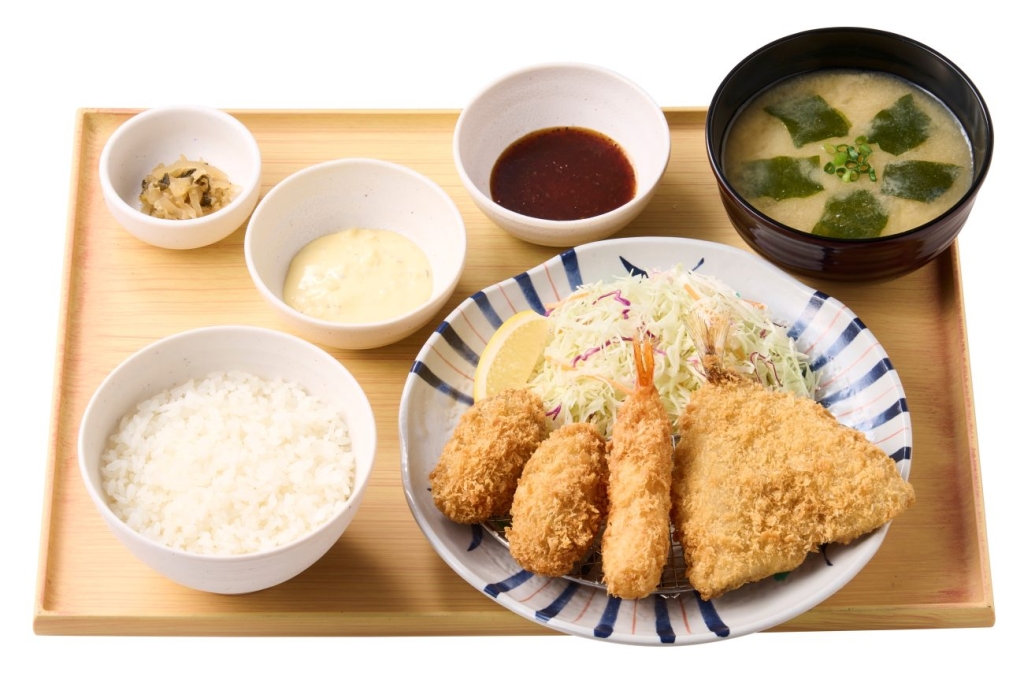 かきフライミックス定食 1,020円
