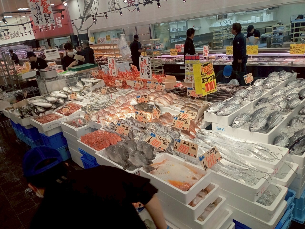魚売り場(画像はイメージ)
