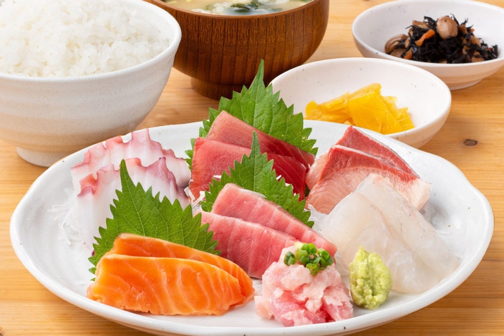 新鮮 刺身定食〔特上〕(通常1,350円→1,150円)