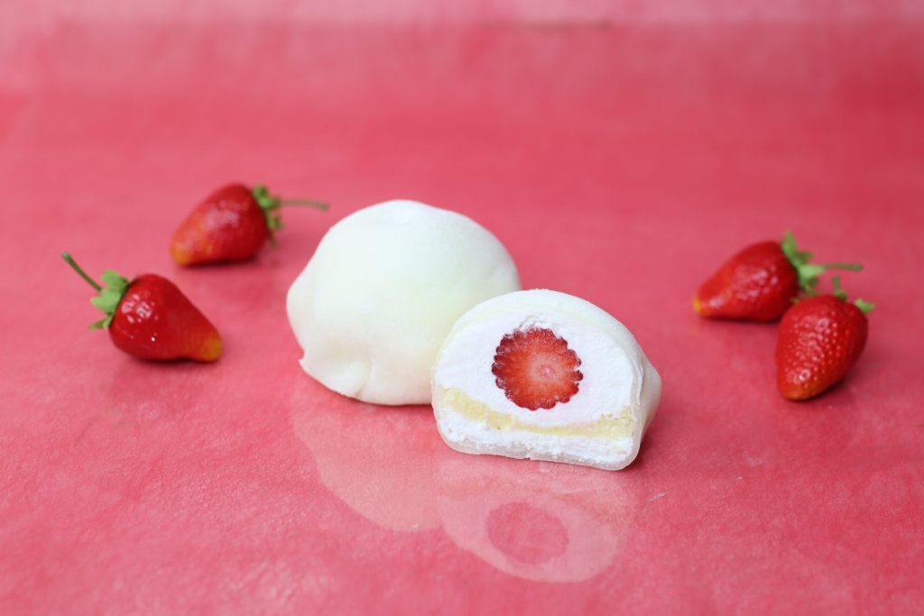 店舗限定「洋菓子屋さんの苺大福」