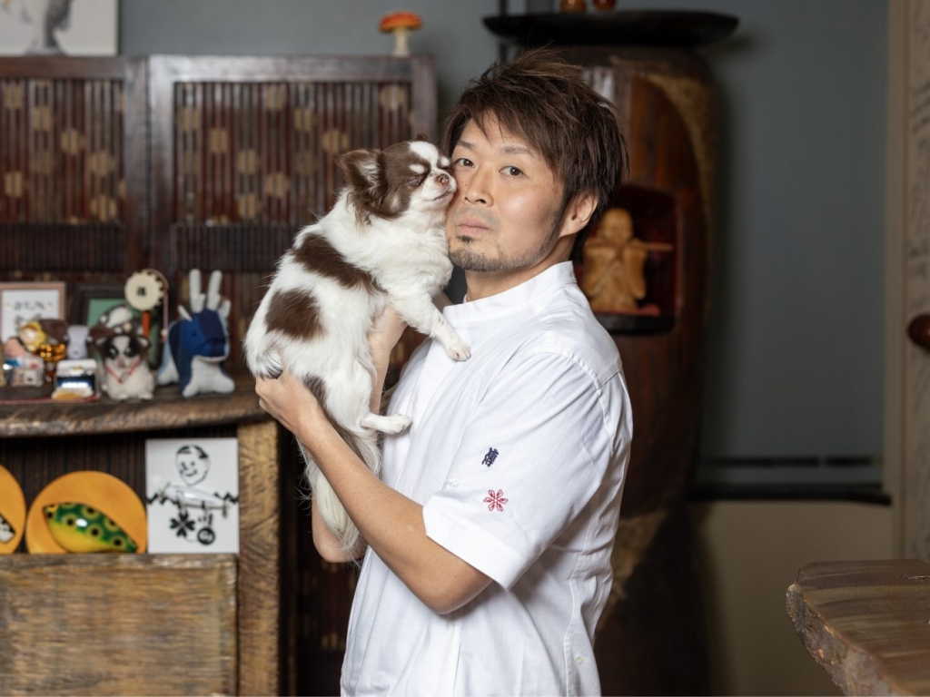 長谷川シェフと愛犬“プチJr.”