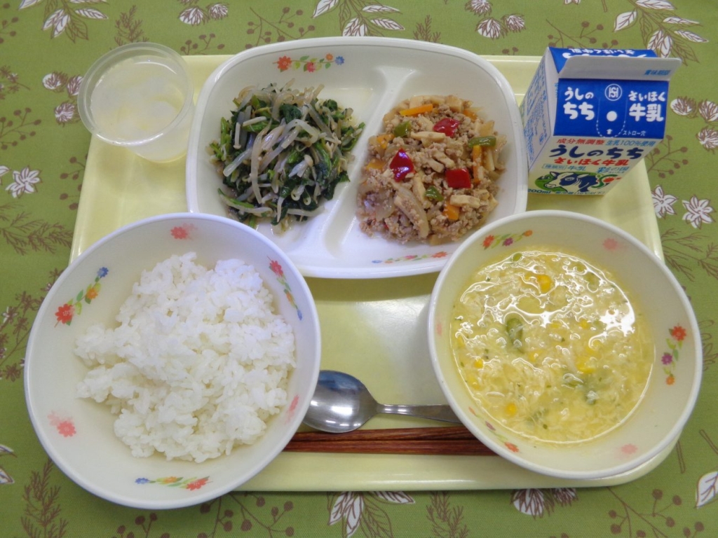 小林栄養教諭作成「タイ料理を取り入れた給食」